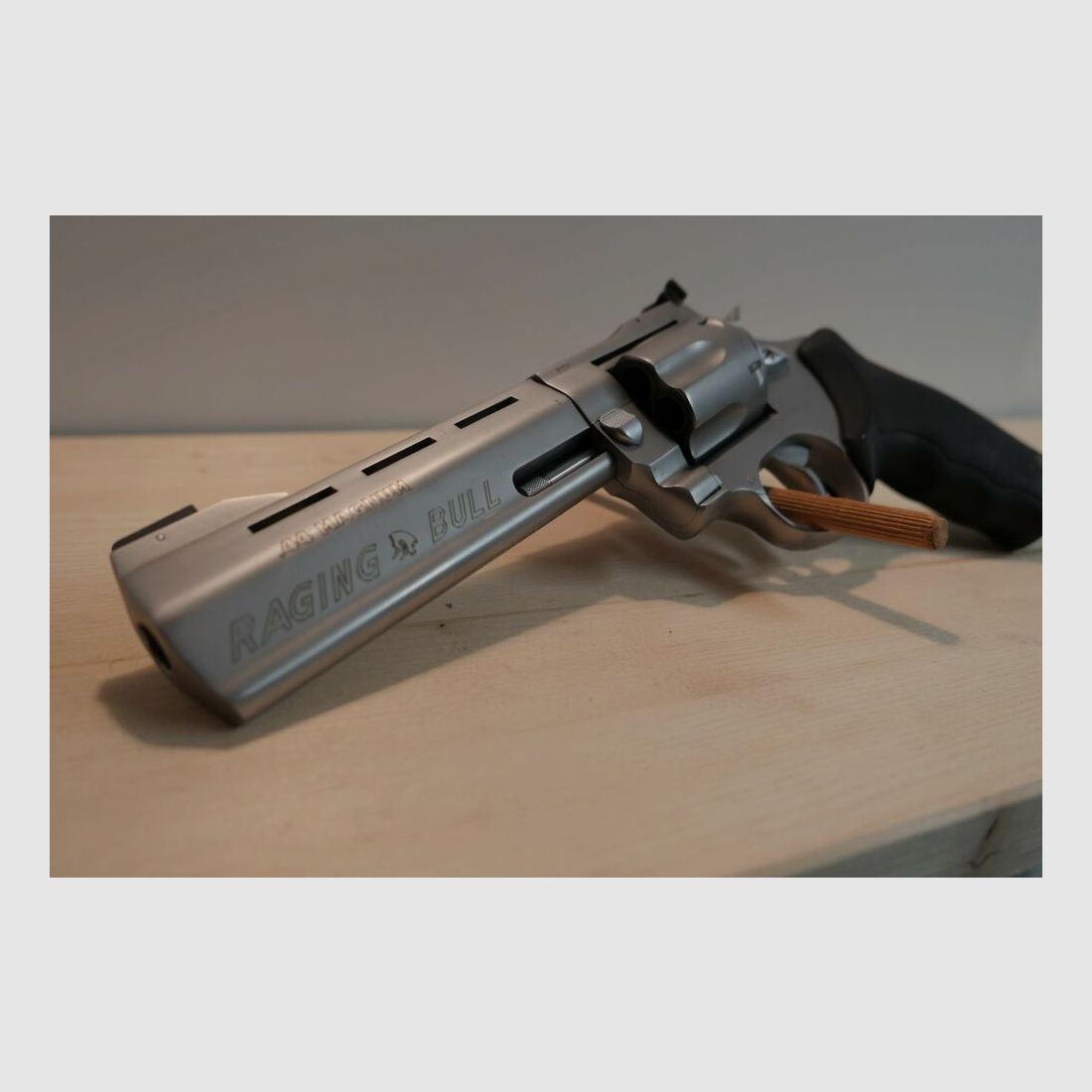 Taurus Raging Bull .44RemMag