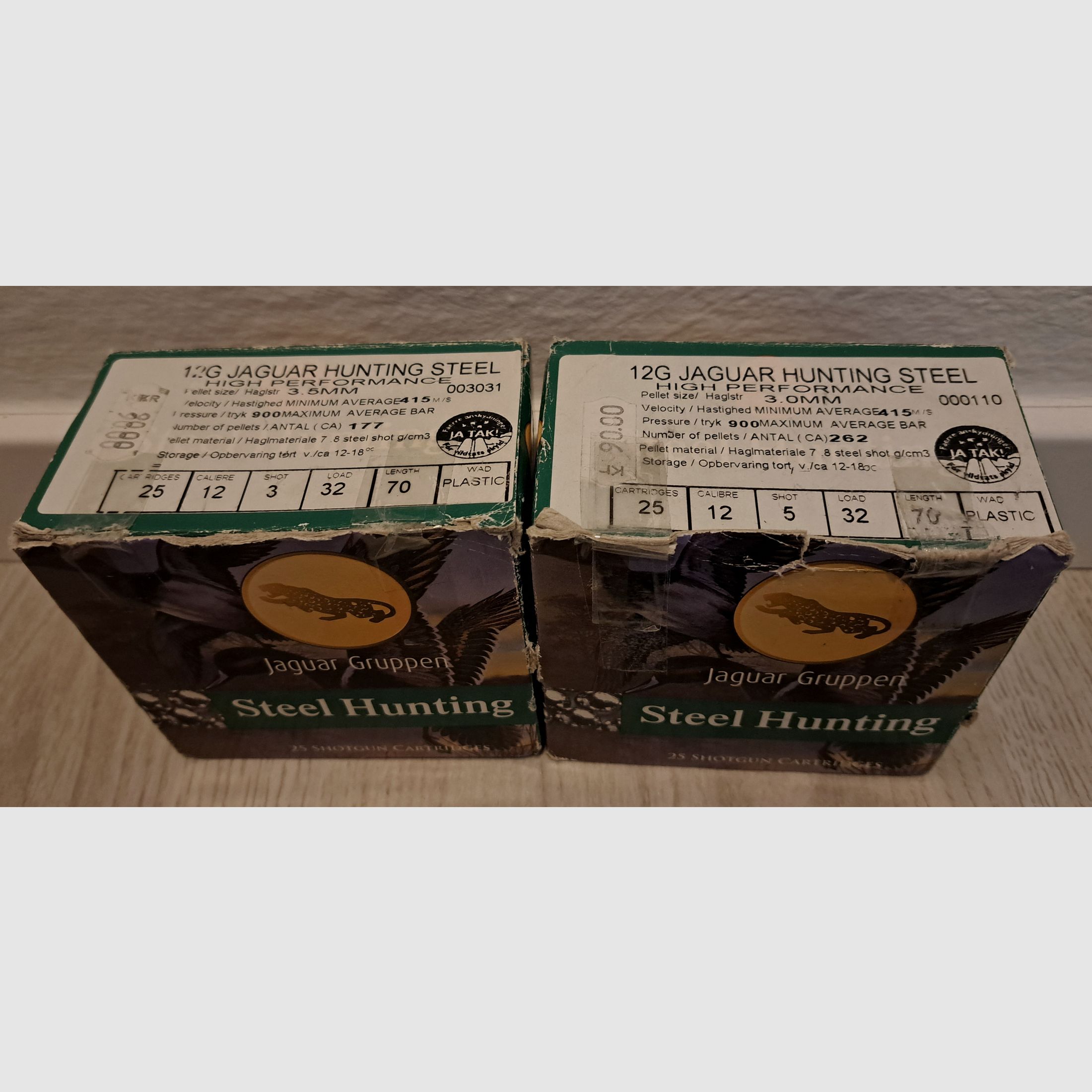 450 shots Various hunting shotgun and rifle ammunition caliber 12/70 lot