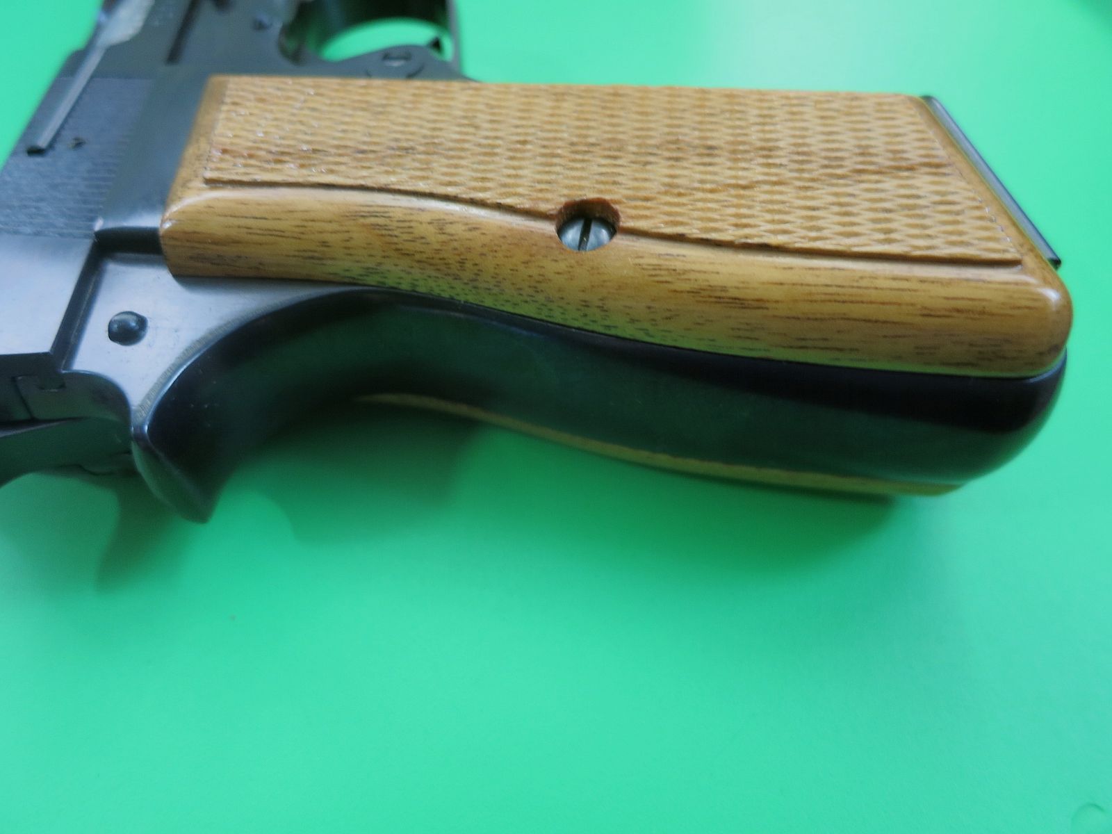 Fabrique Nationale Herstal, FN Browning HP (High Power), 9 mm Luger, wie neu    #46