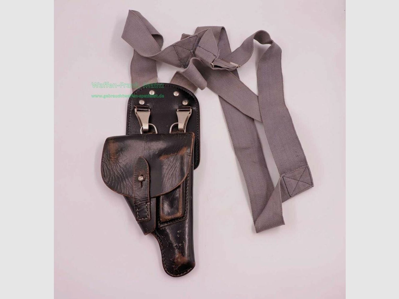 DDR, Various Authorities Holster People's Police