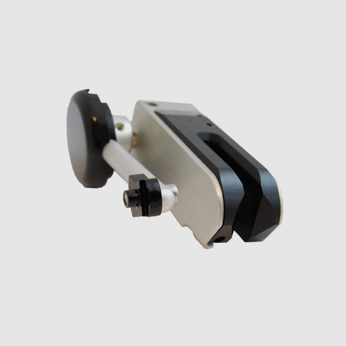 DAA RACE MASTER/RACER DETACHABLE BELT HANGER, image 4 of 5