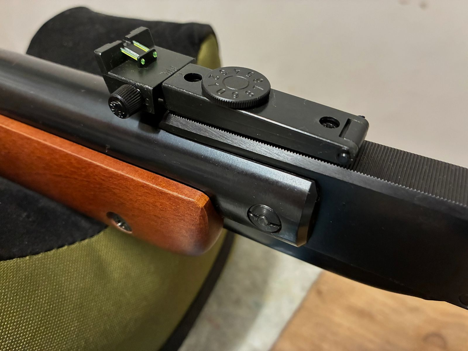 Luftgewehr Diana 31 T06 Luxus-Holzschaft mit Hawke ZF - wie 34 / 35