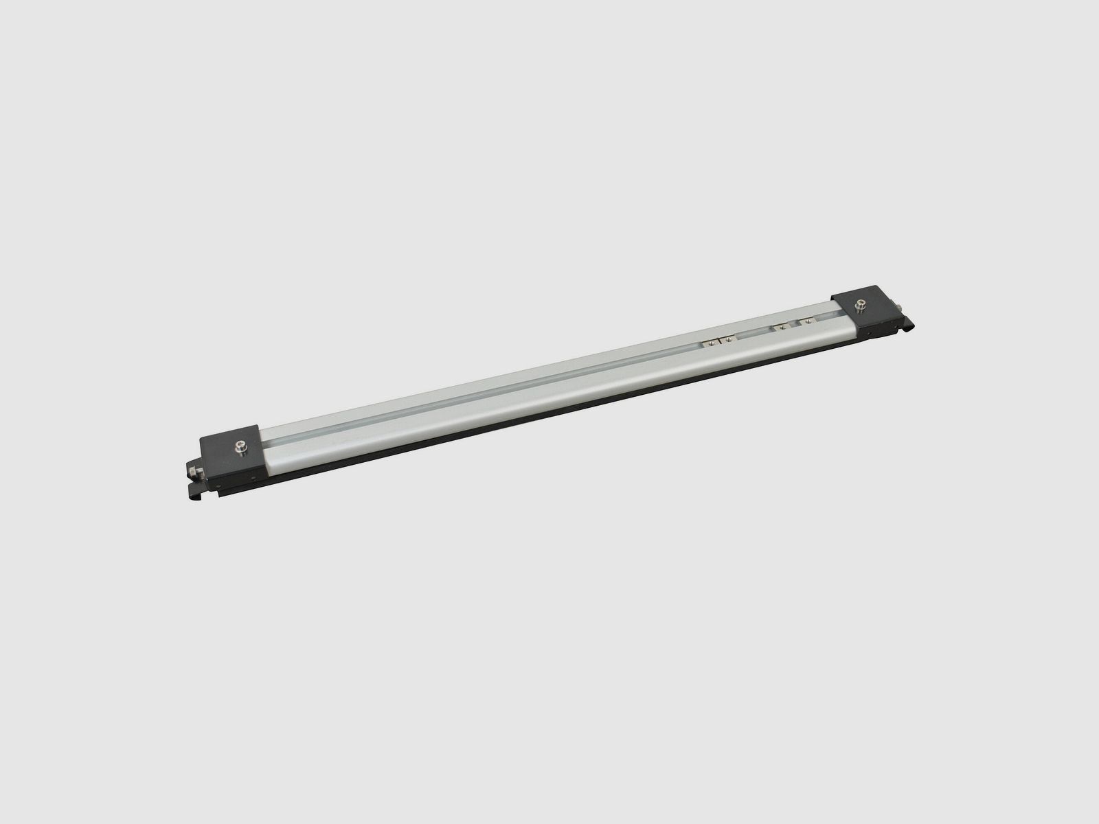 Rail de serrage