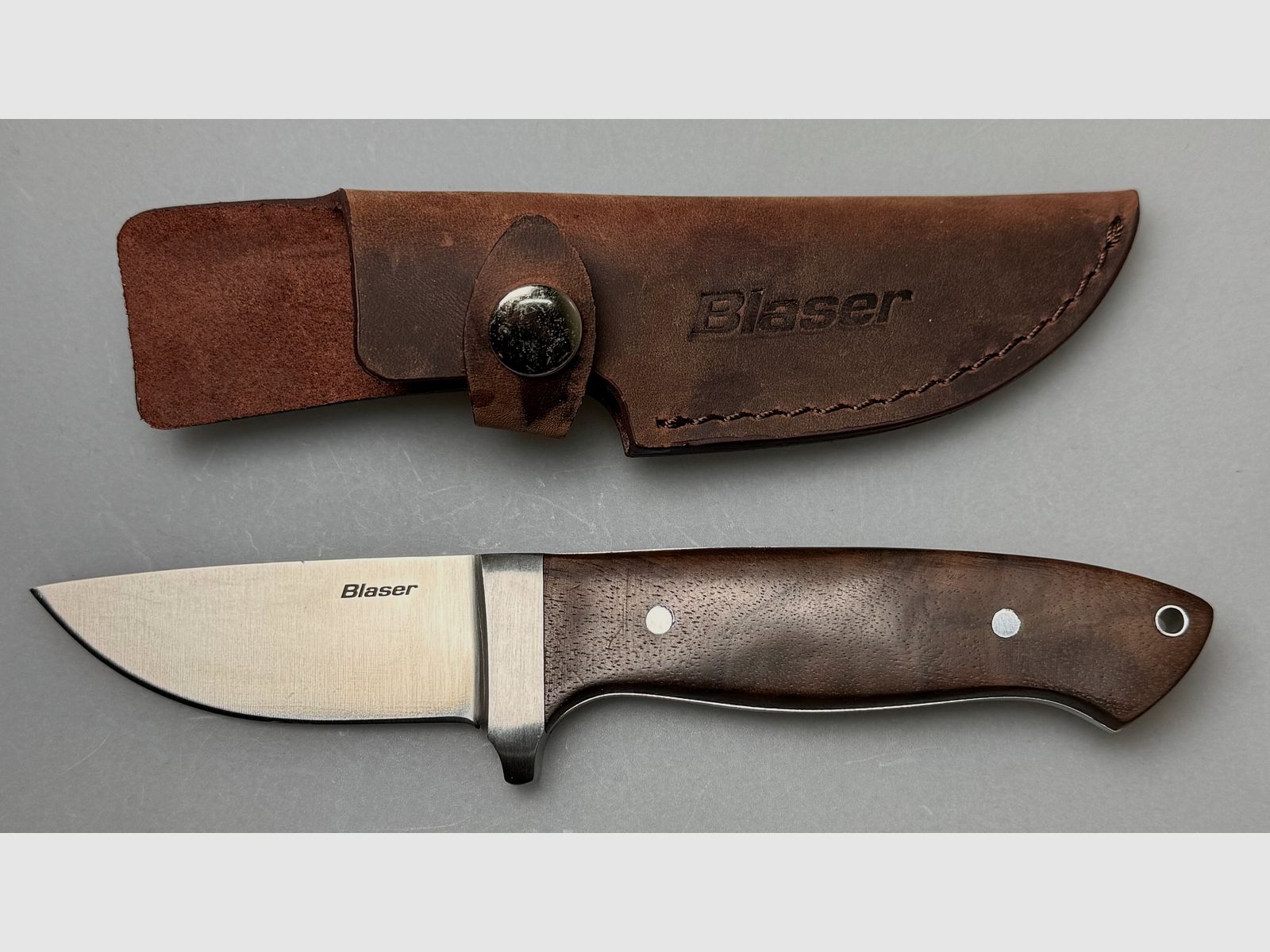 Messer Blaser Classic 80, Nussbaum