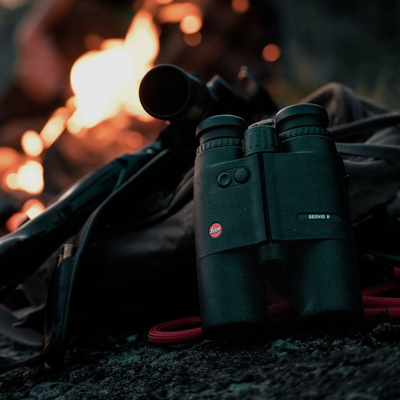 LEICA binoculars with rangefinder Geovid 10x42 R