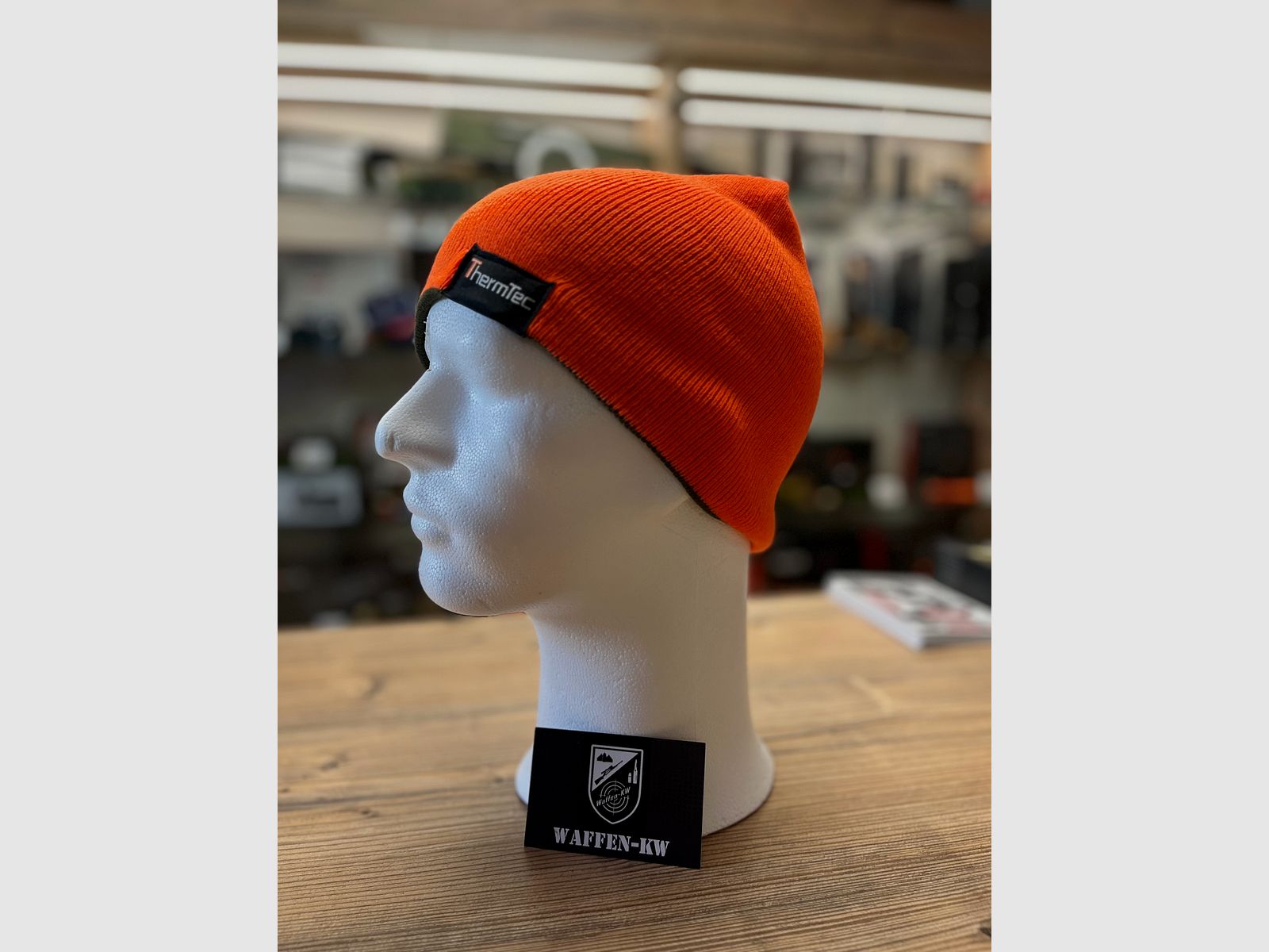 ThermtTec Wende-Strickmütze mit Logo