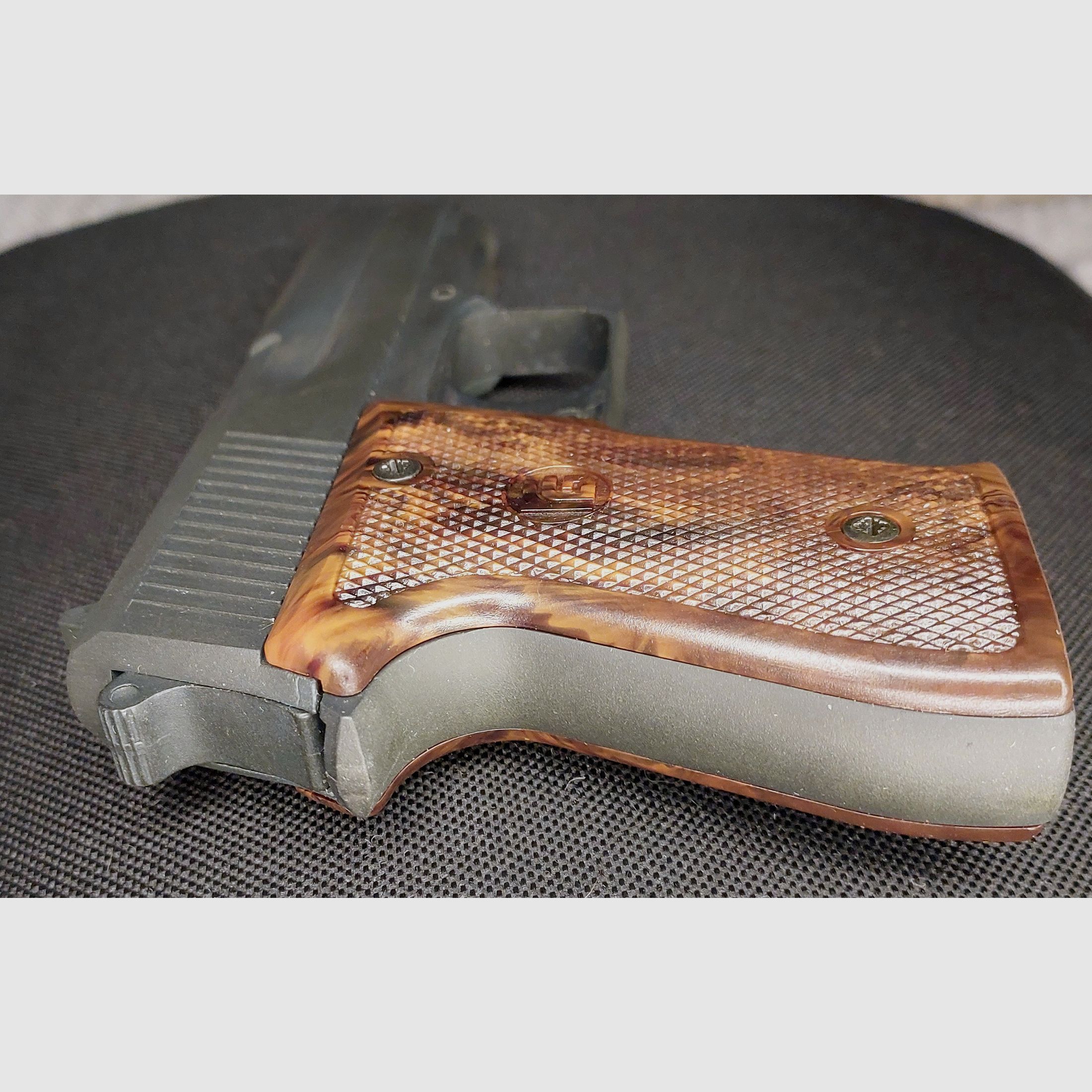 Röhm RG300 (RG 300) Schreckschuss Pistole Kal. 6mm Flobert (PTB 327) OVP