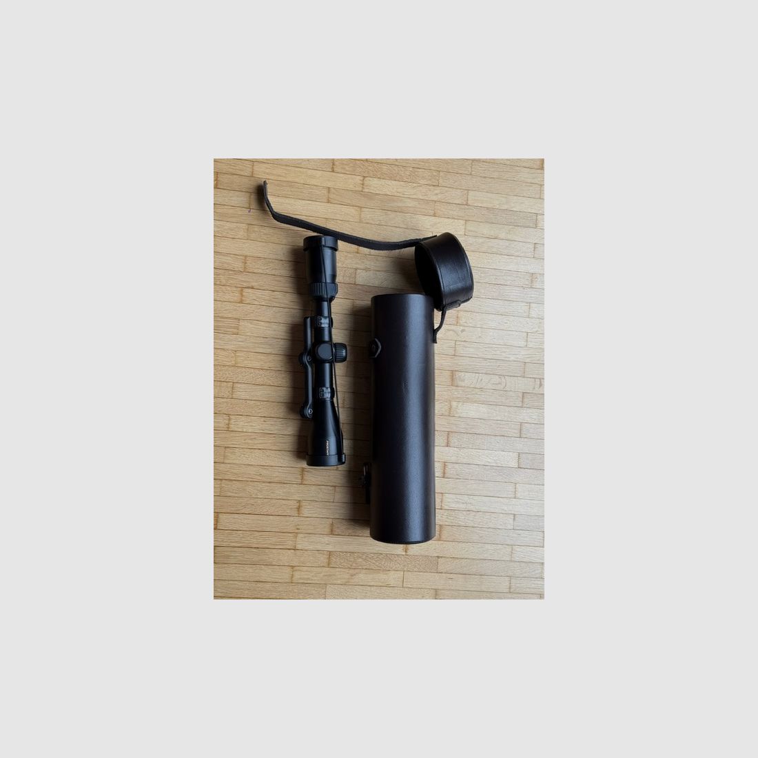 Nikon Prostaff 3-9x40 M scope with leather case