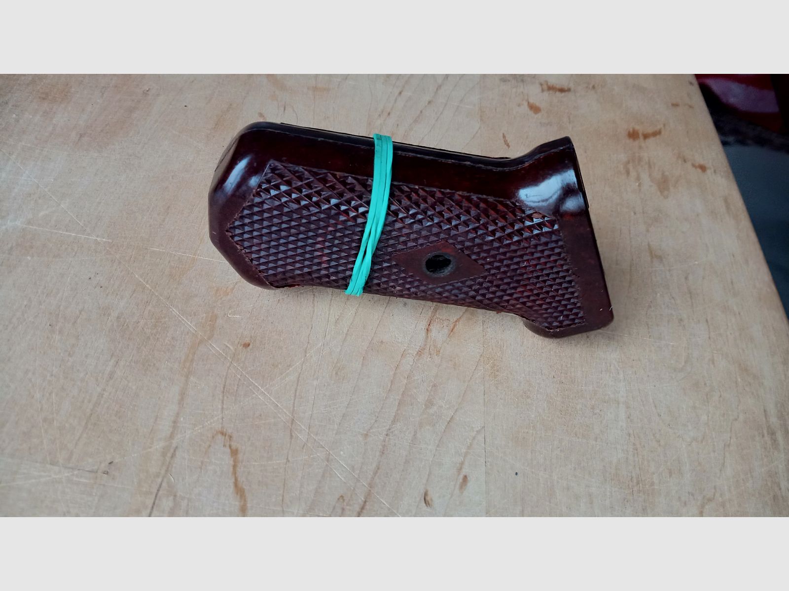 Poignée originale AK47 Type 1 en Bakélite / coques de poignée correspondantes
