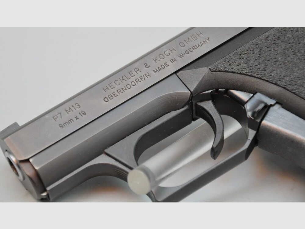 Heckler & Koch P7 M13 9mmLuger