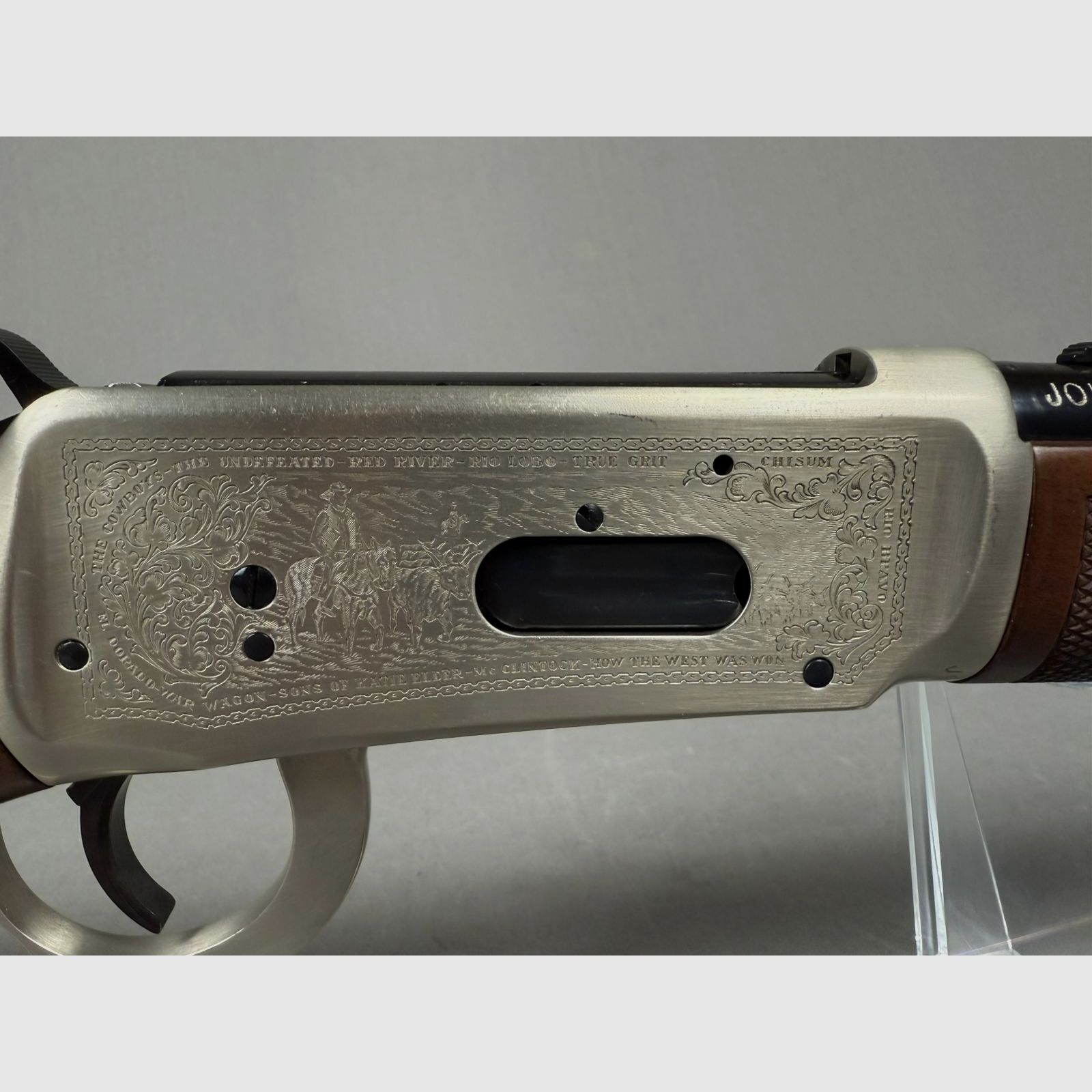 Winchester Mod. 1894  "John Wayne Commemorative"   (.32-40 WCF)