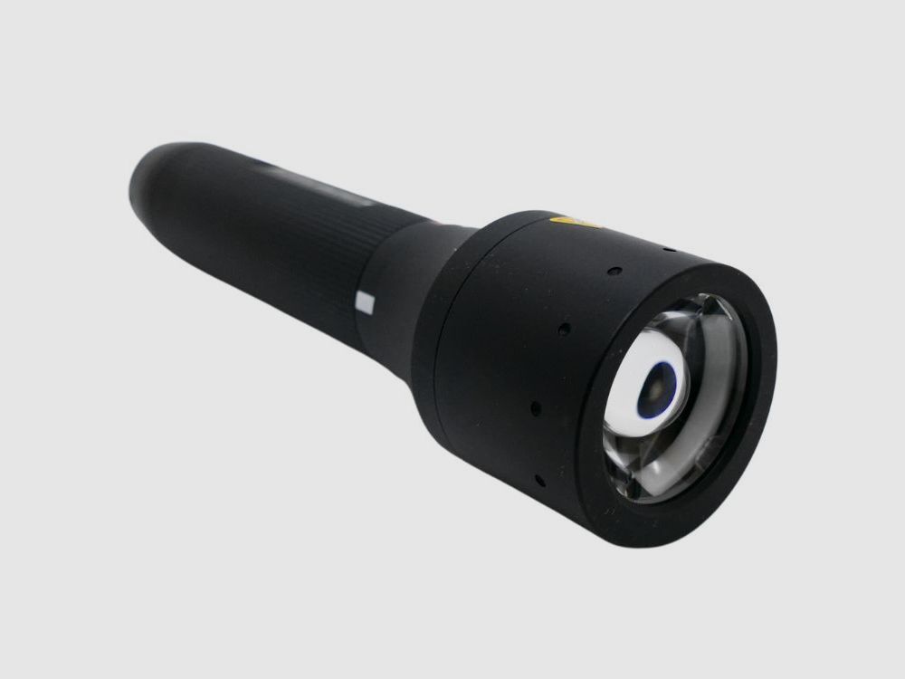 LED-Lenser P6R Core QC Zaklampen