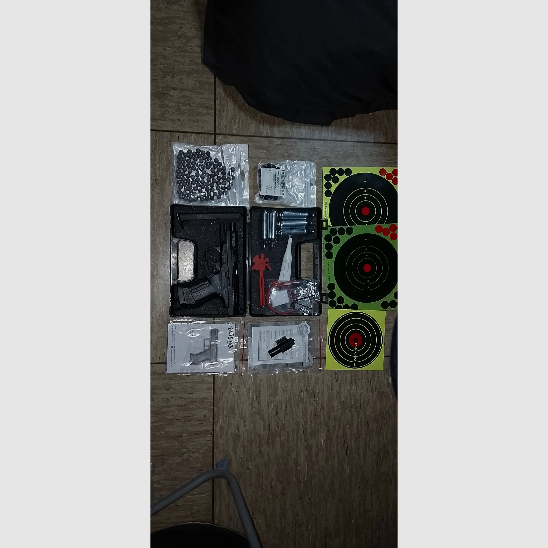 Walther P99 RAM mit Zubehör Laser Koffer Zielscheiben  Rubberballs Polyballs Set 