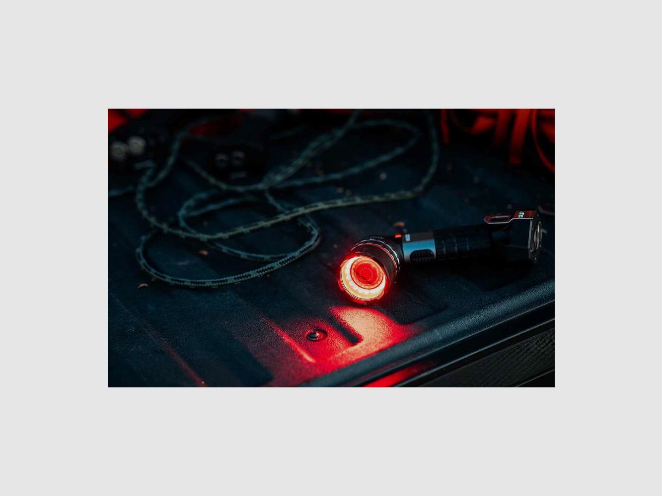 NEBO Luxtreme SL100 Flashlight Projector LEP Rechargeable 280 Lumens - Range 1600 m Outdoor, image 4 of 6
