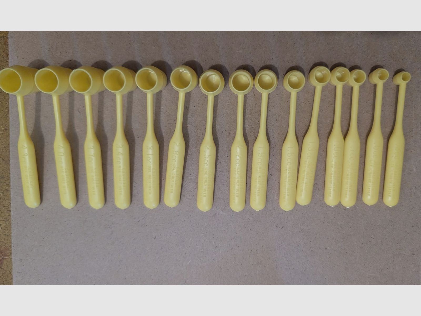 LEE Pulver Cucharón Medidor Set / Lee Powder Measure Dipper Kit | 15 piezas | NUEVO