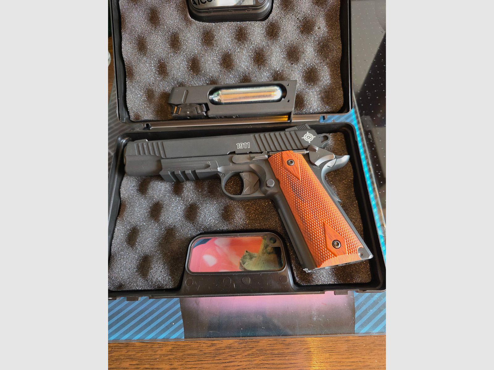 Crossman 1911 CO2 4,5 mm