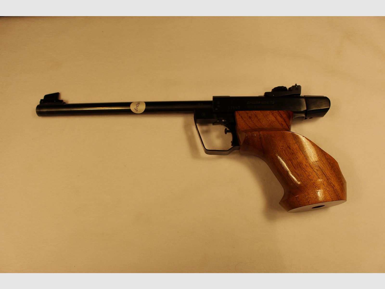 Drulov Model 75 pistola de un solo disparo.