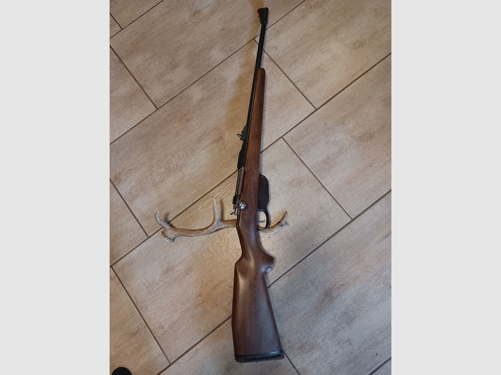 Geradezugrepetierer M95