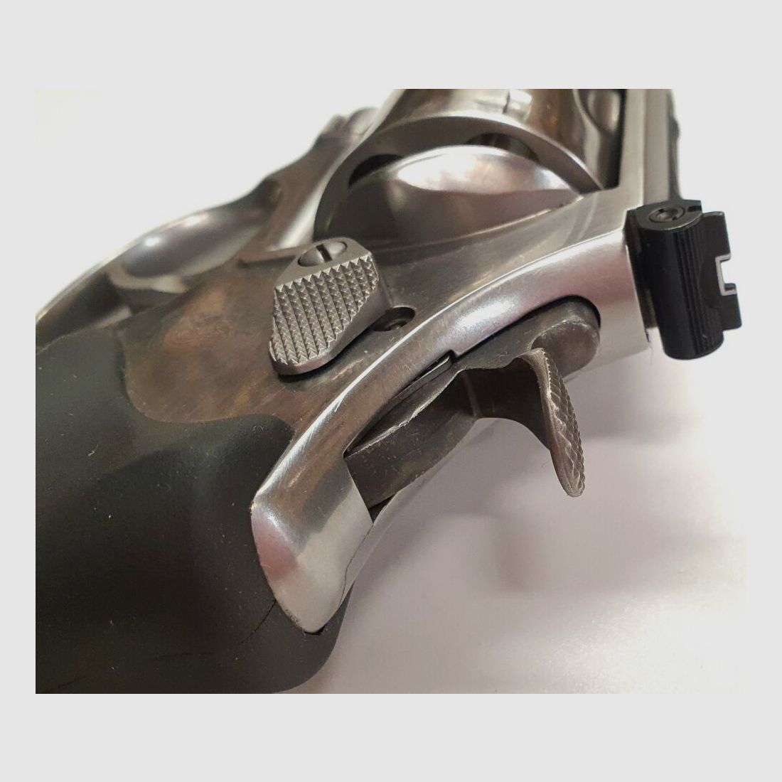 Prodotti Revolver Smith & Wesson Mod.629-6 Classic Stainless