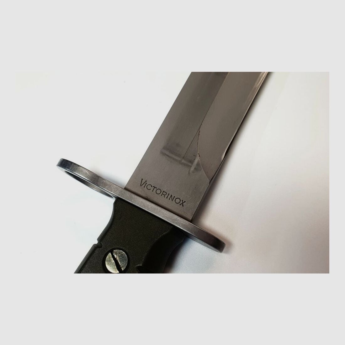 Swiss ordinance bayonet, SIG PE90/Stgw 90 with belt hook, image 5 of 5