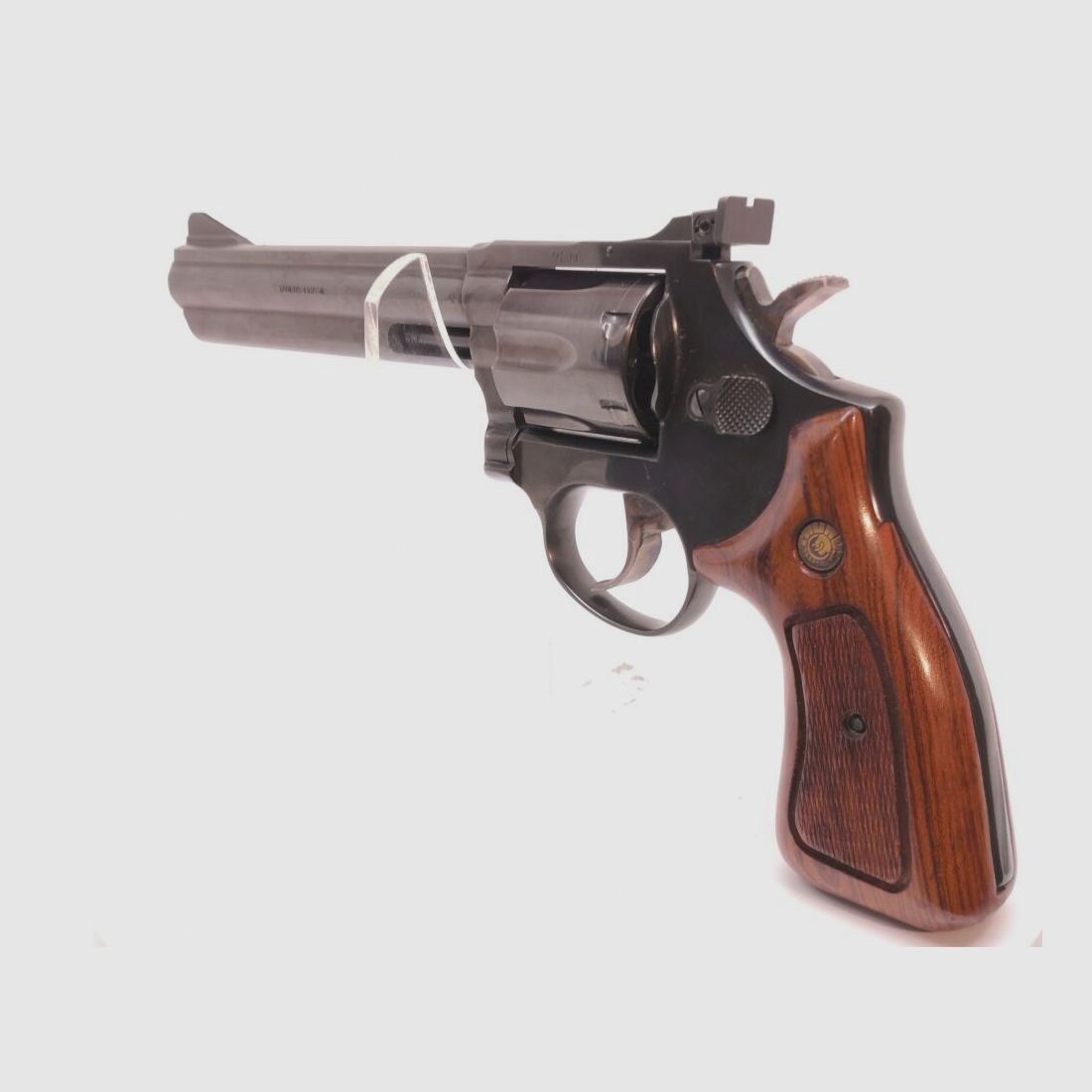 Taurus 669