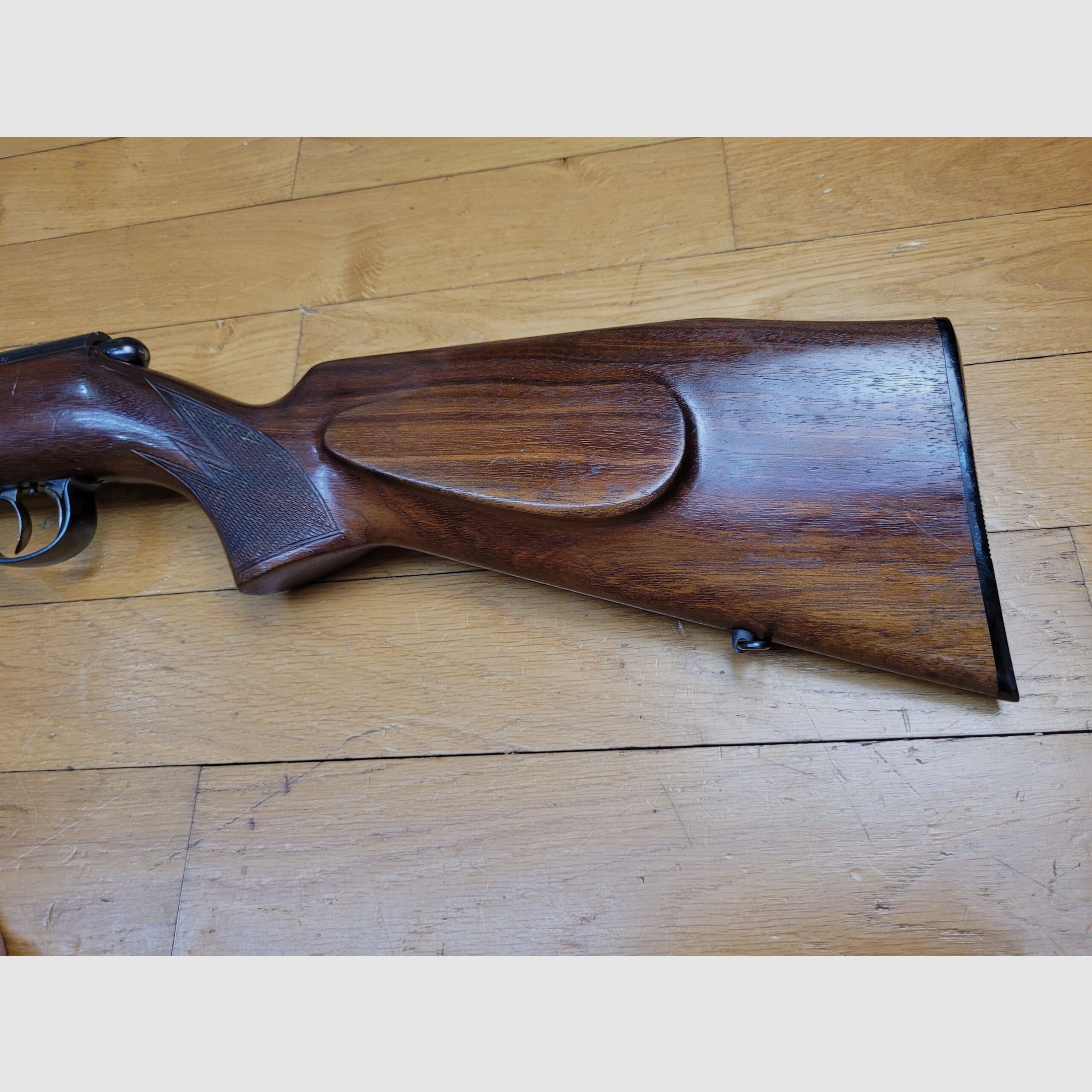 Seltene und sehr schöne Anschütz Gewehr Typ Schützen – Modell 1418 ST – Kal. 22LR – Original Anschütz Magazin – Anschütz Qualität der 60er Jahre – Ein Wunderwerk von Kleingewehr und ein Sammlerstück – TBE++, Bild 26 von 32