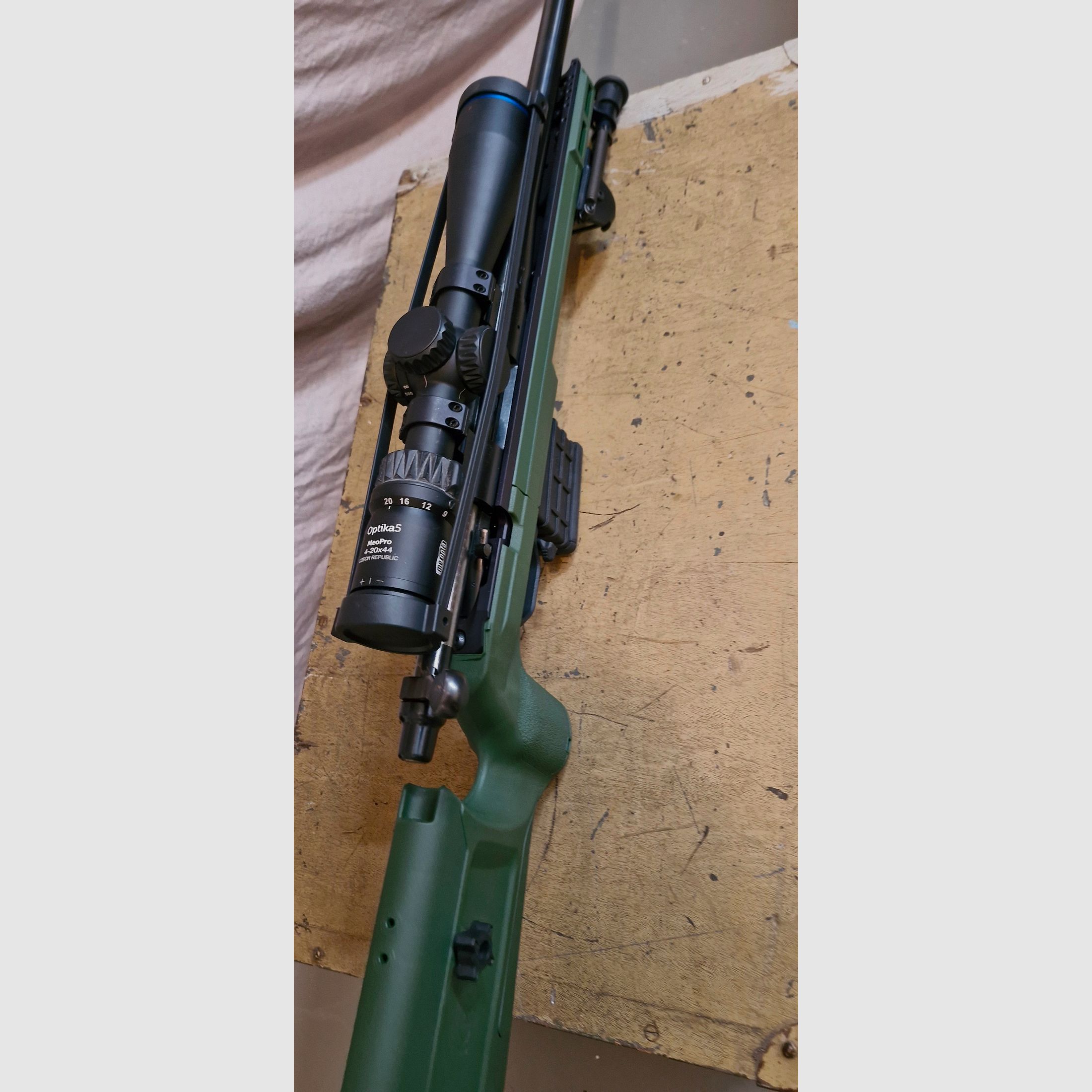 KRG Bravo REM 700 SA sakogrün Chasis