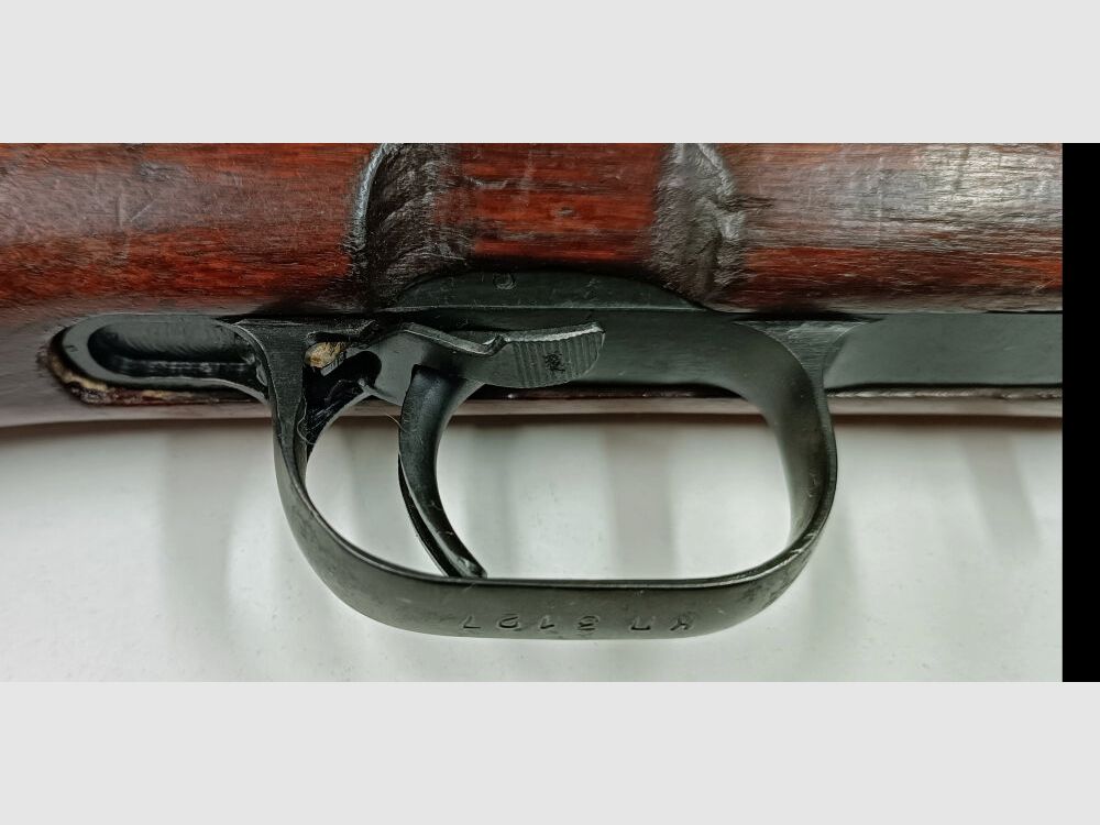 Rifle semiautomática Simonov SKS-45, cal. 7,62x39, completamente numerada, incluyendo accesorios