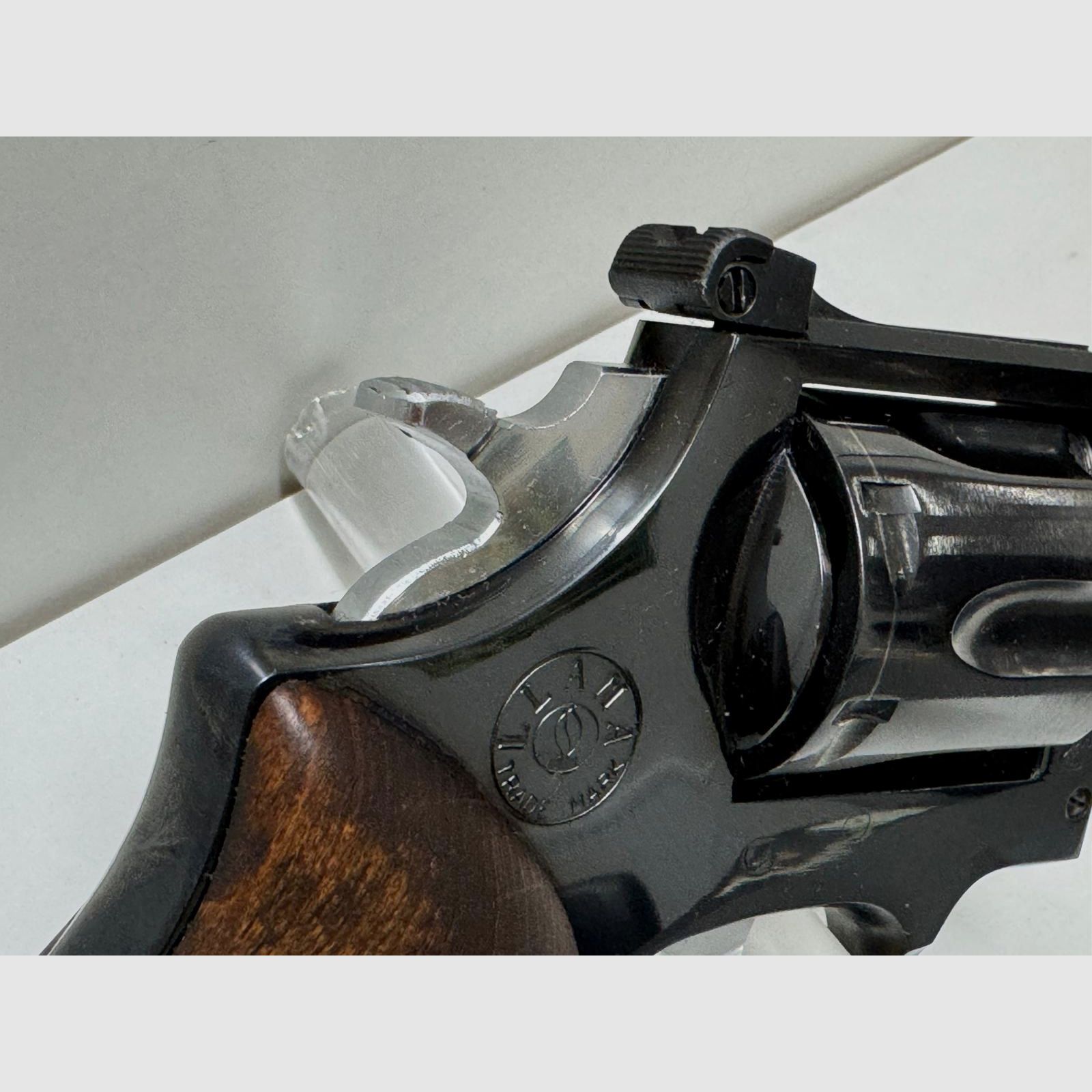 Llama Mod. Super Commanche