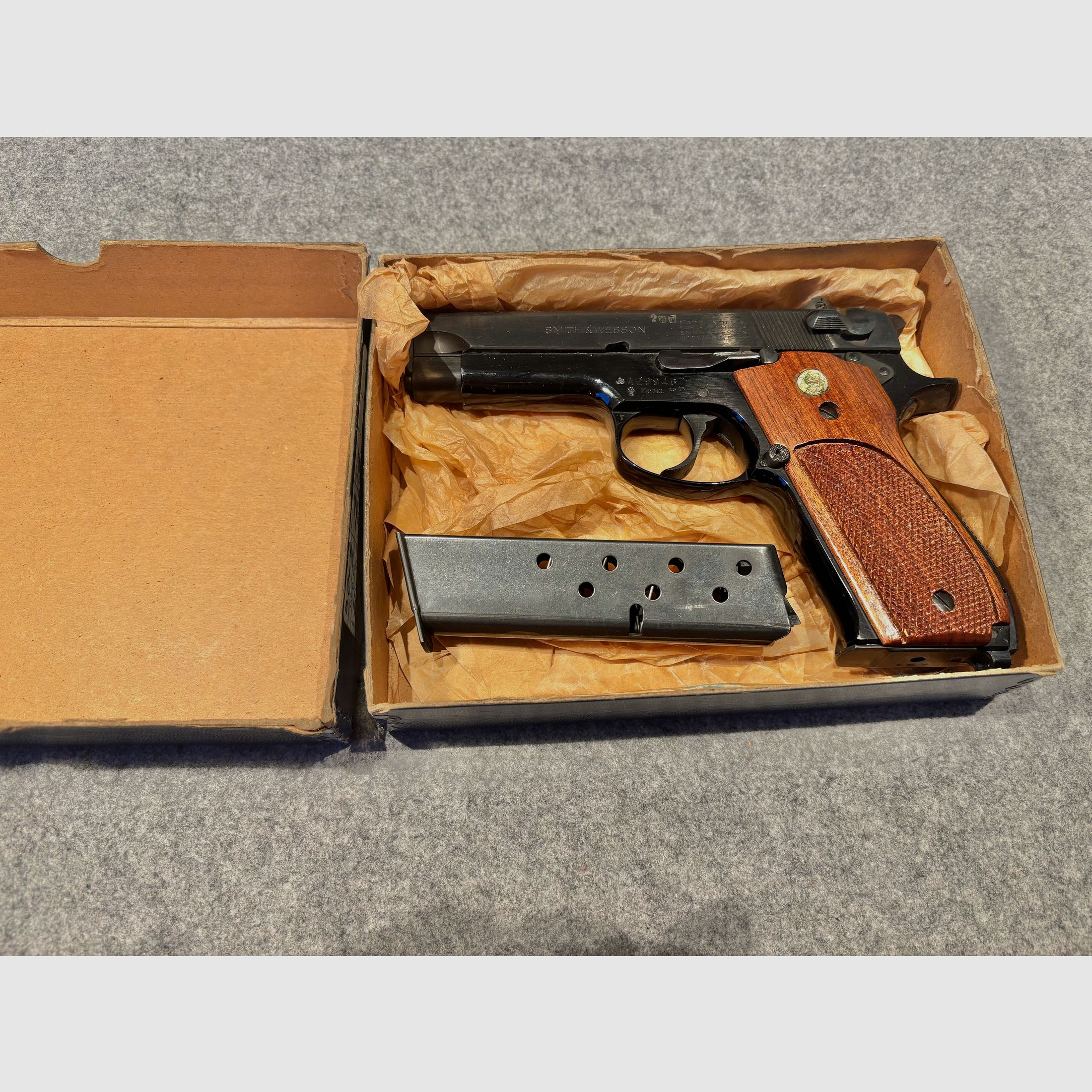 Smith & Wesson Mod. 39-2