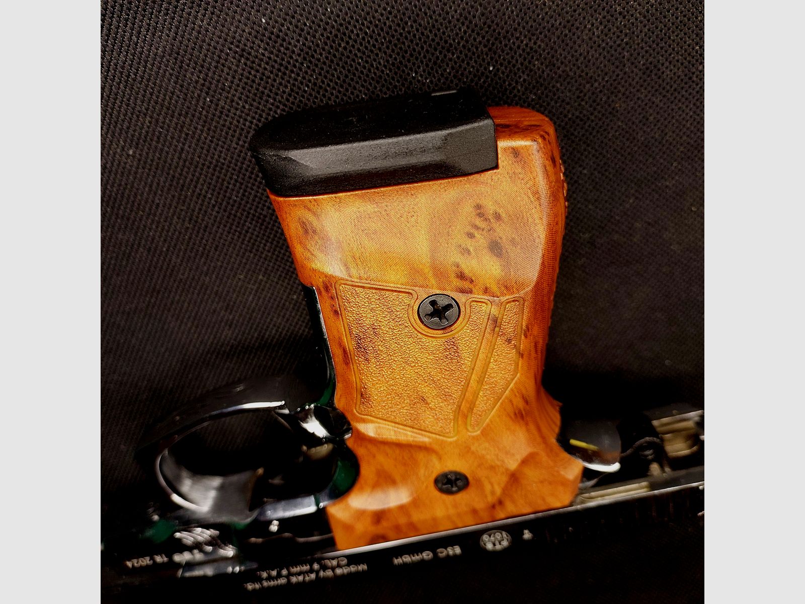 Zoraki 914-P blank firing pistol 9mm P.A.K. chrome engraved wood look (PTB 1070) - 914 as good as new!