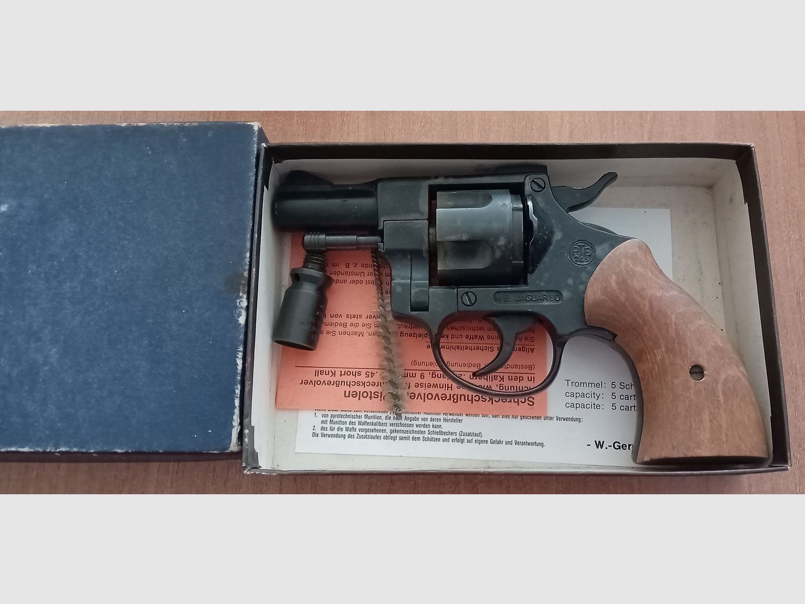 Cuno Melcher ME Jaguar 80 en calibre 9 mm R Knall