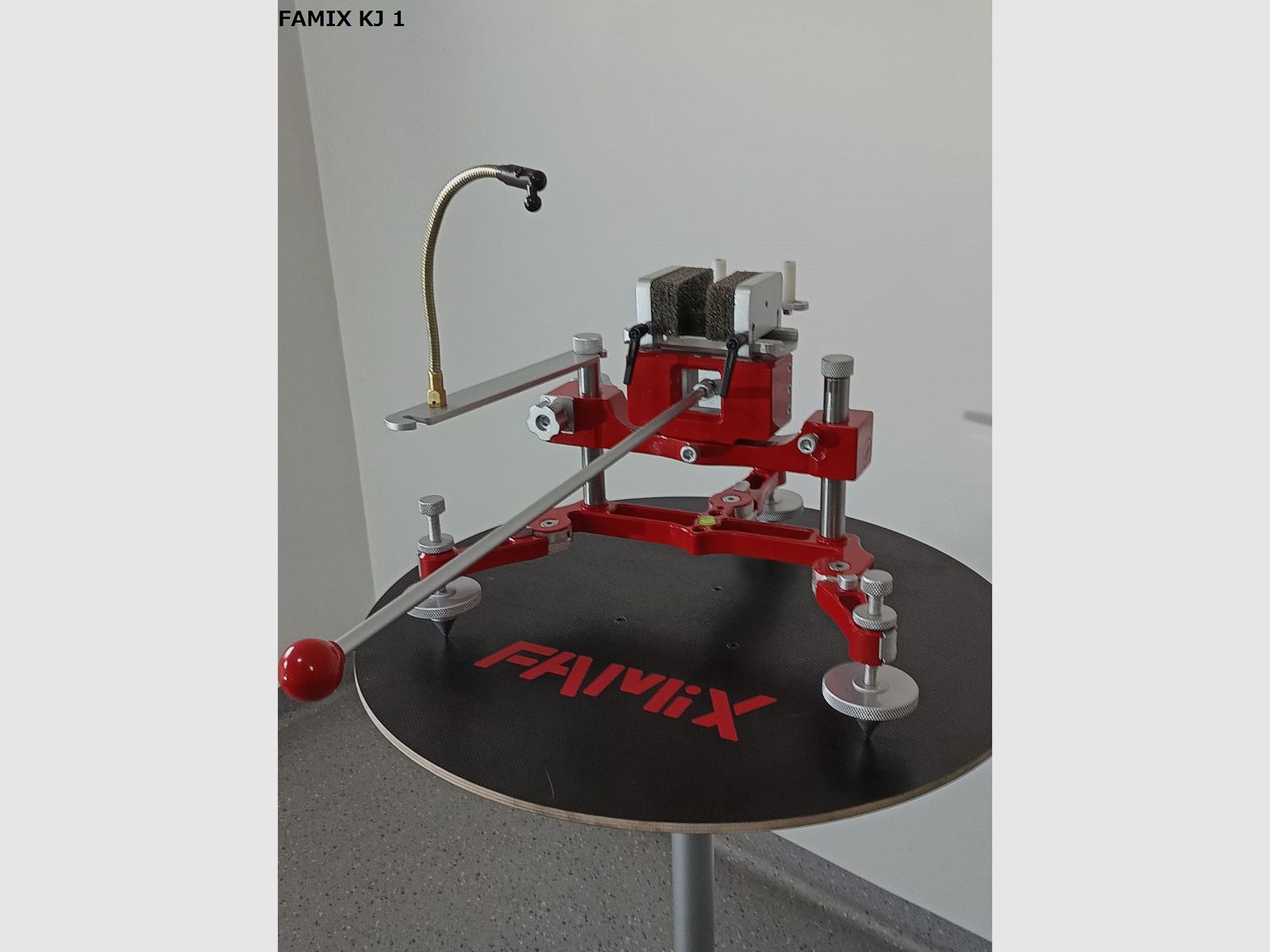 rest tripod famix kj 1 support carabiner