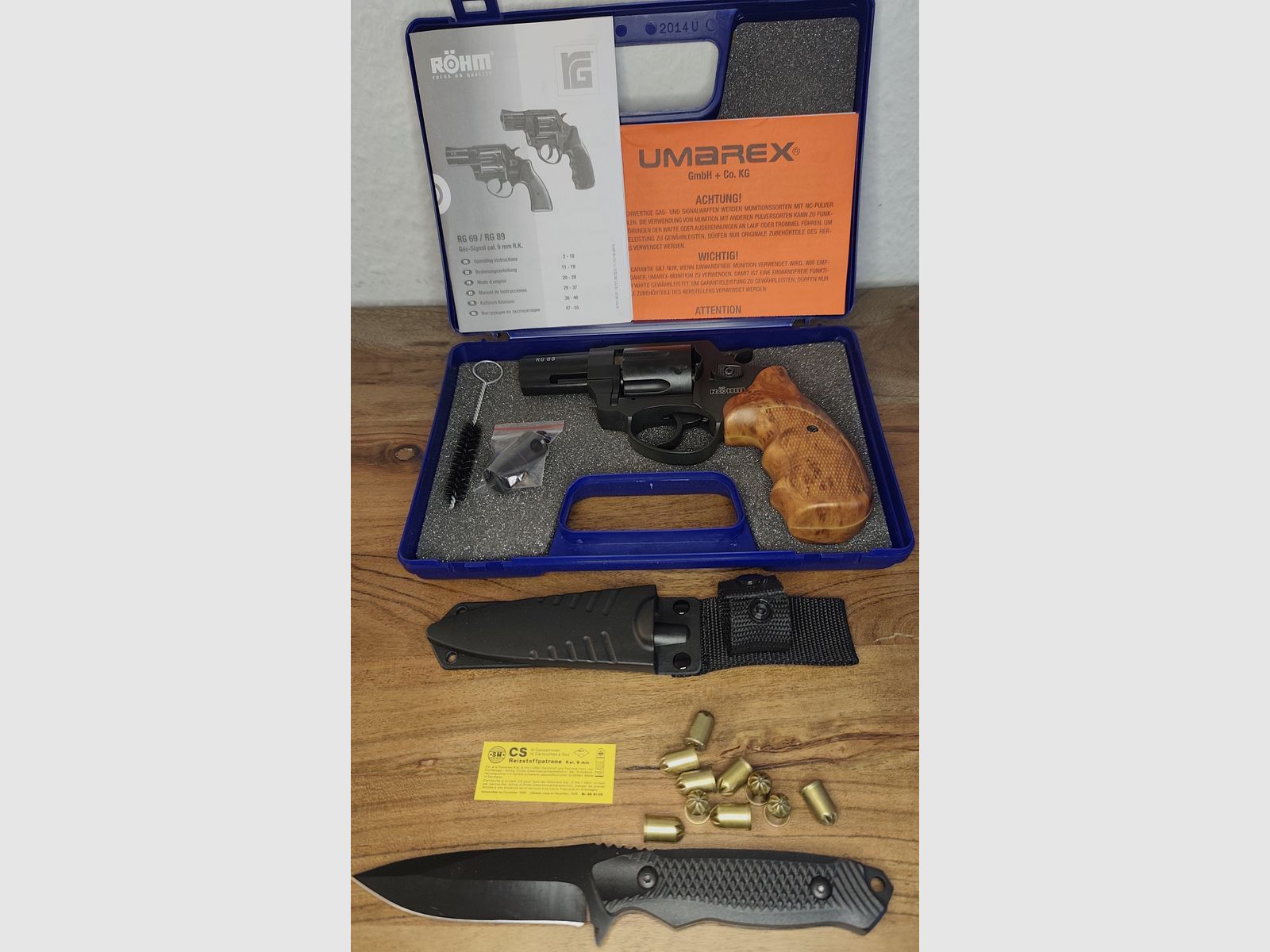 Röhm RG 89 !!Laden Neu!! PTB 976 + 10 Schuss CS Gas + Jagd- und Angelmesser