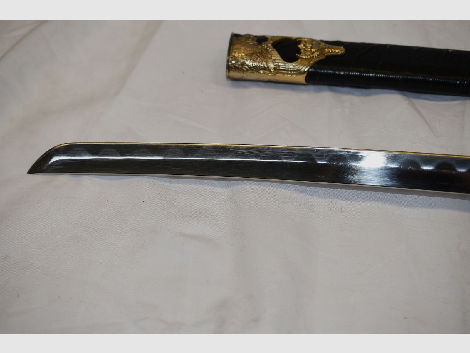 épée japonaise, samouraï, katana, wakizashi, avec menuki sur la poignée