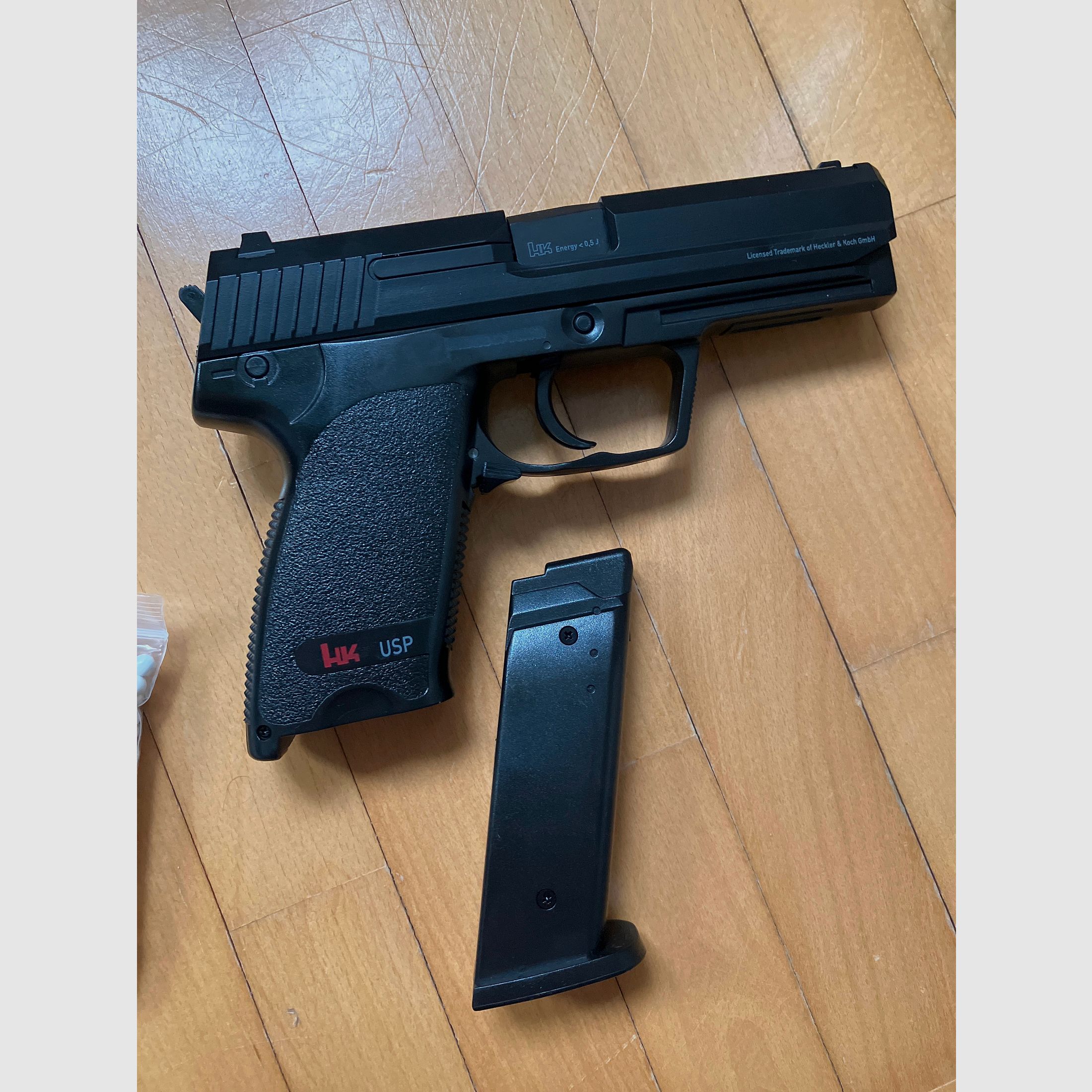 HK USP Softair manuell inkl. Kugeln 