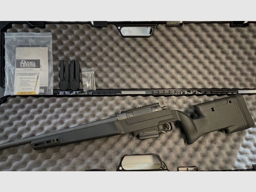 Daniel Defense Delta 5, image 1 of 10