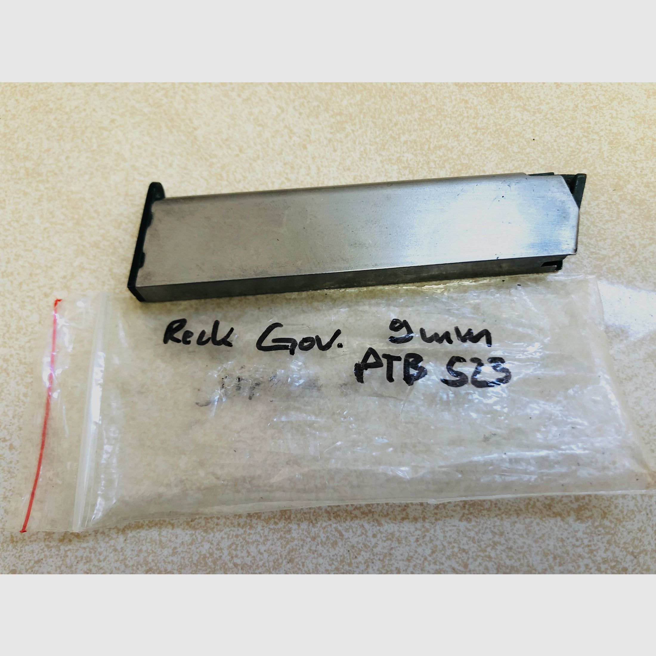 ••• Magazyn do pistoletu gazowego - 9mm PAK - PTB 523 •••