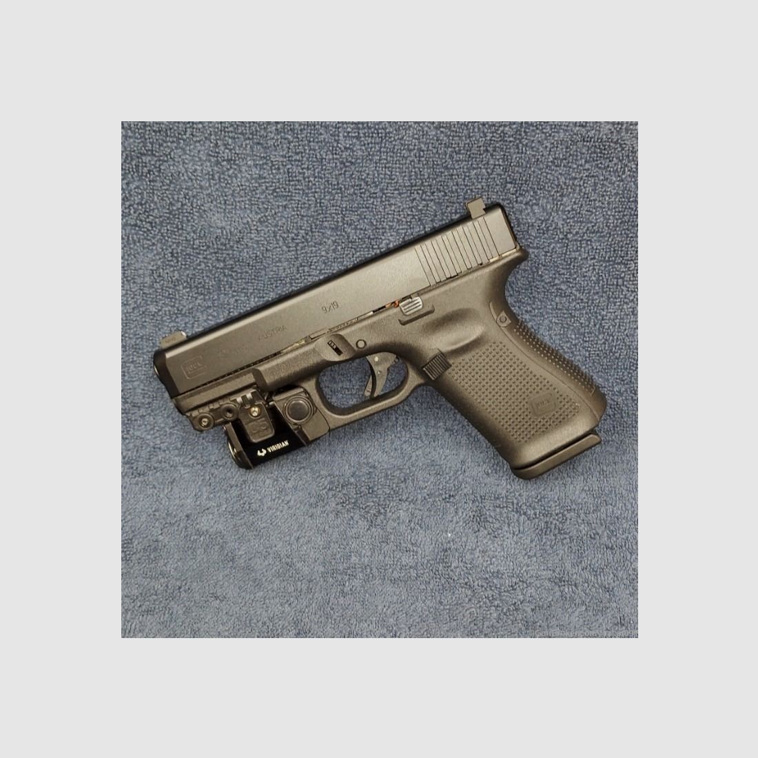 Glock 19