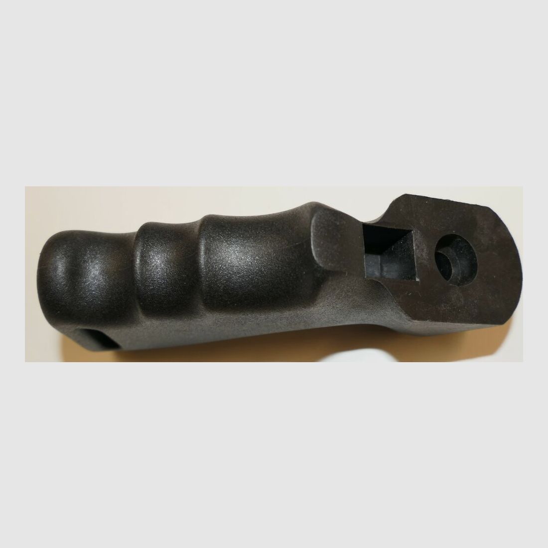 Mango de pistola desconocido para escopeta semiautomática