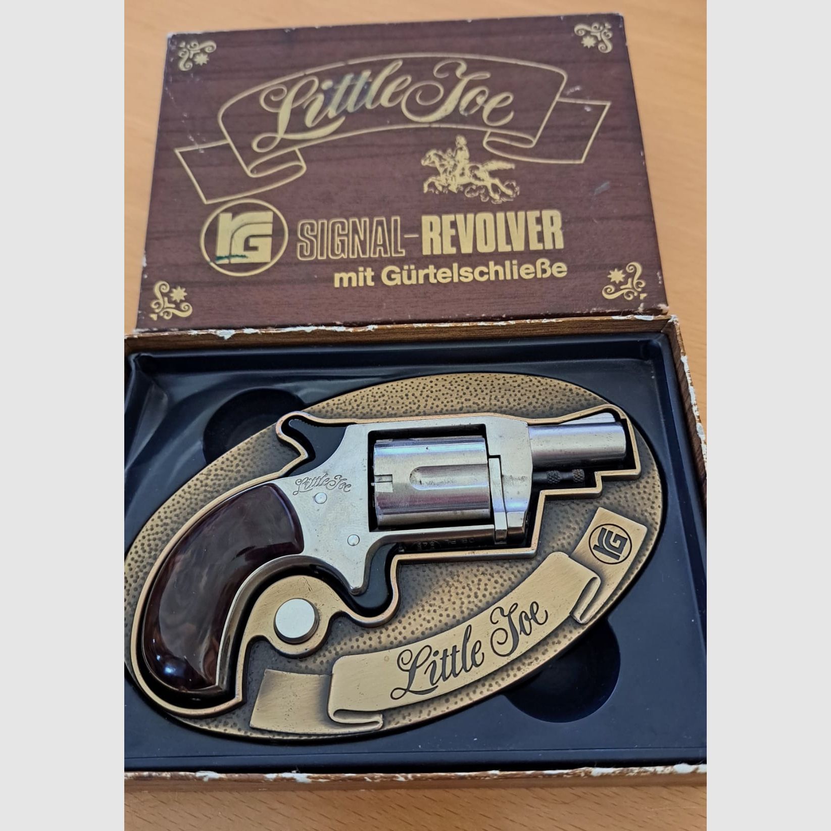 Little Joe mit Gürtelschnalle im alten Originalkarton