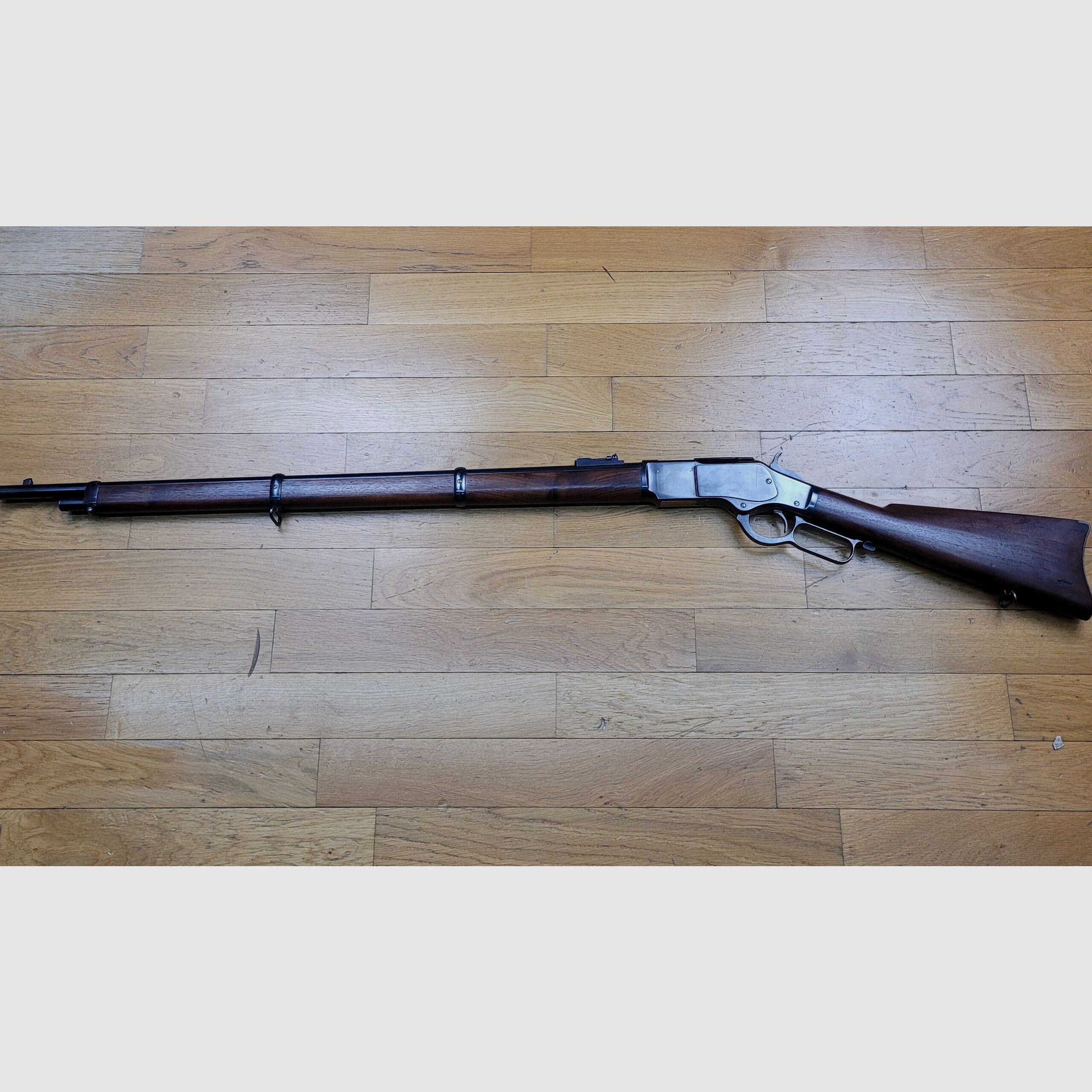 Superbe et très rare fusil Winchester 1873 « Musket » – moins de 5% de la production totale – calibre 44 WCF/44-40 – Arme de 1903 – Arme d&rsquo;exception dans un état muséal, image 29 sur 34