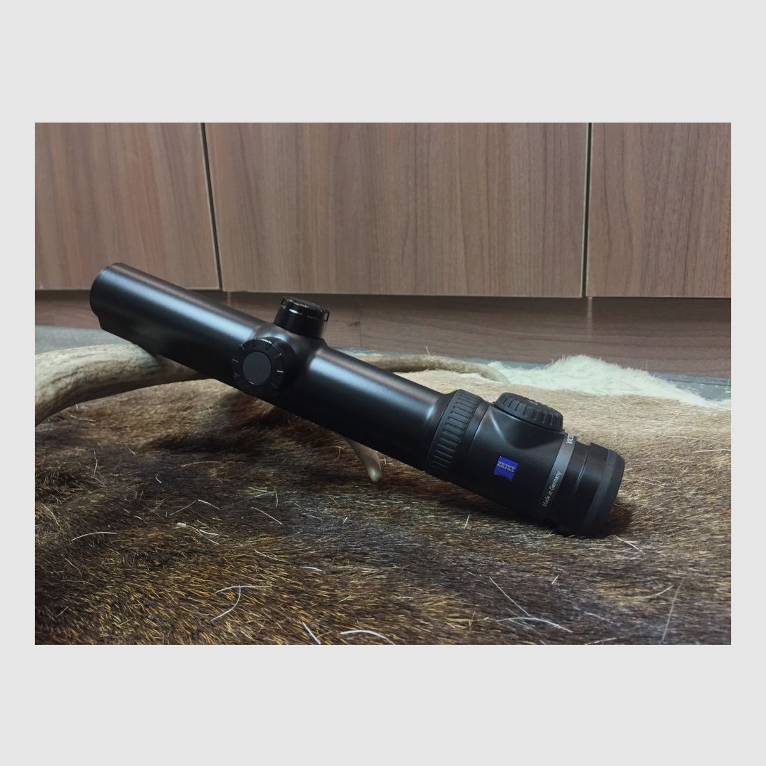 Zeiss Victory V8 1,1-8x24 M, mit Schiene