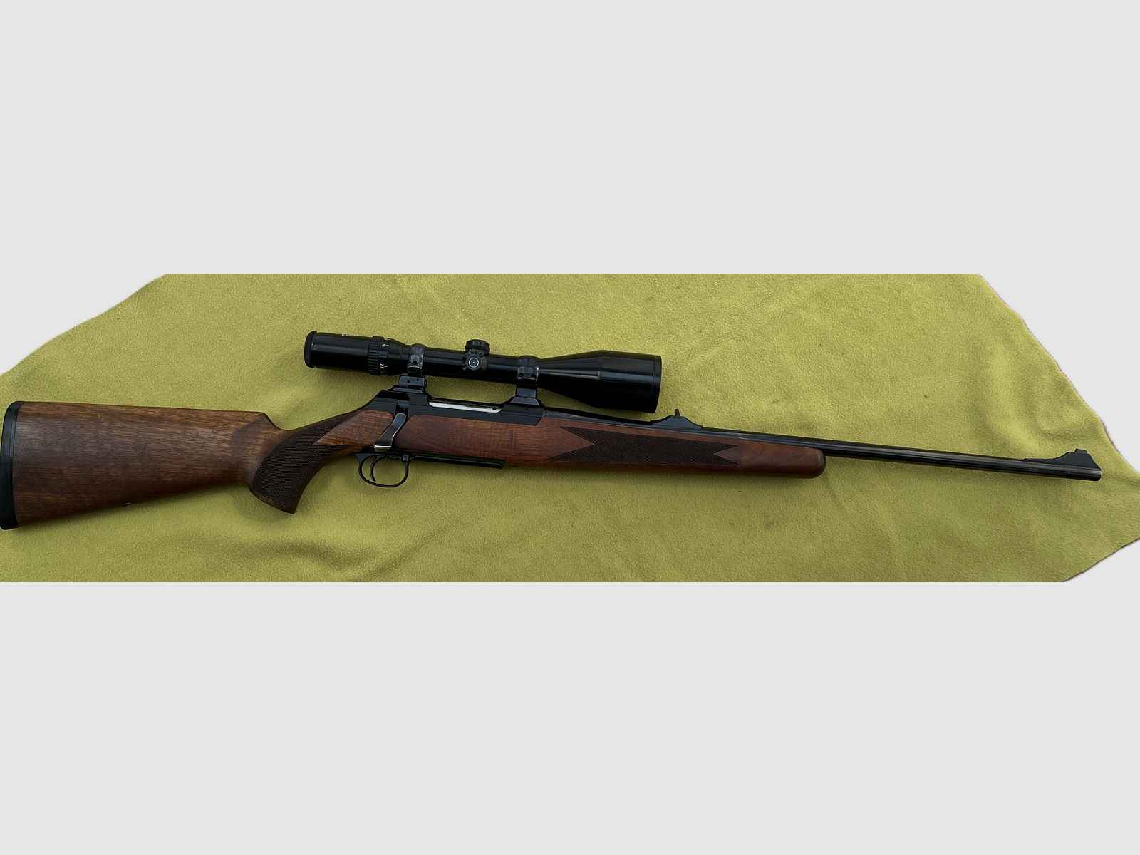 Rifle Sauer Modell 200 caliber .243Win. with scope Schmidt & Bender with very good shooting performance