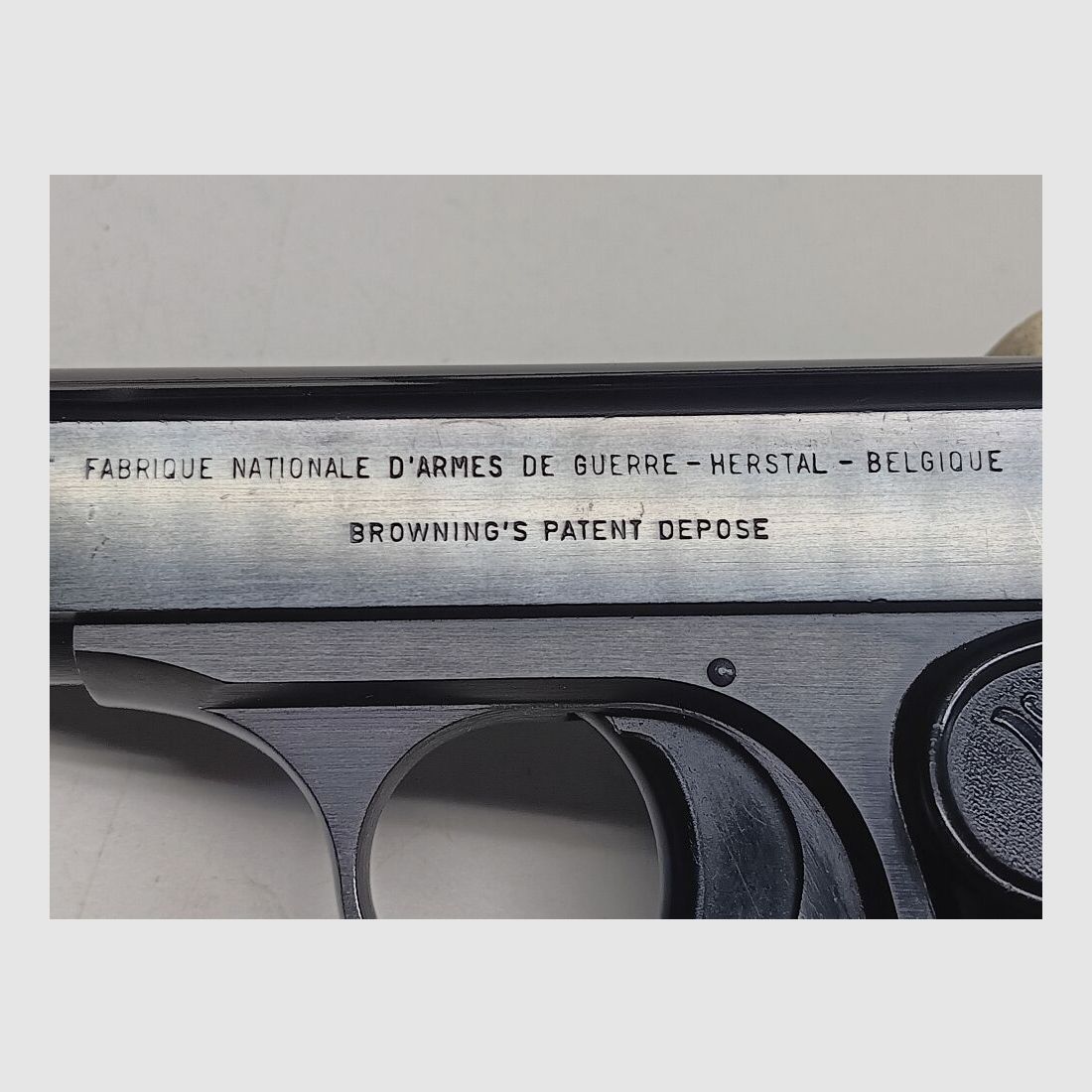 FN - Fabrique Nationale D`Armes De Guerre - Herstal - Belgique Mod. 1910 " Königin Juliana "