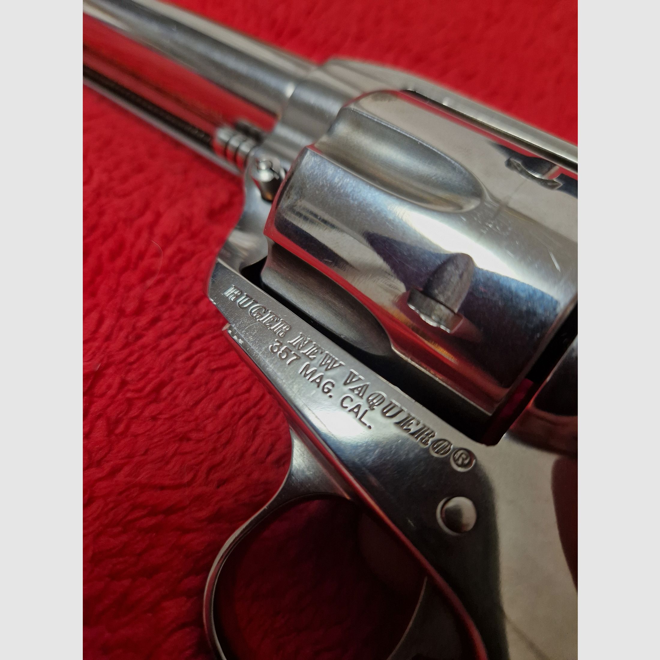 Ruger New Vaquero .357 Mag. – Hochglanz-Edelstahl - ideal für CAS – Top Zustand