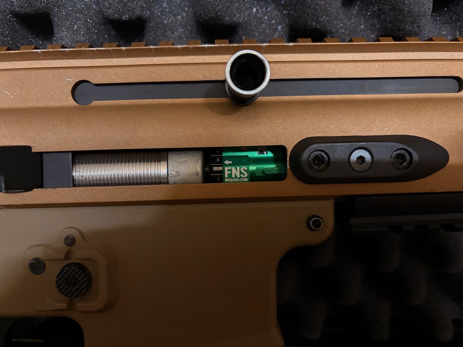 Begadi MK16 Sport / FN Herstal SCAR-L Upgrade S-AEG + mucho accesorio