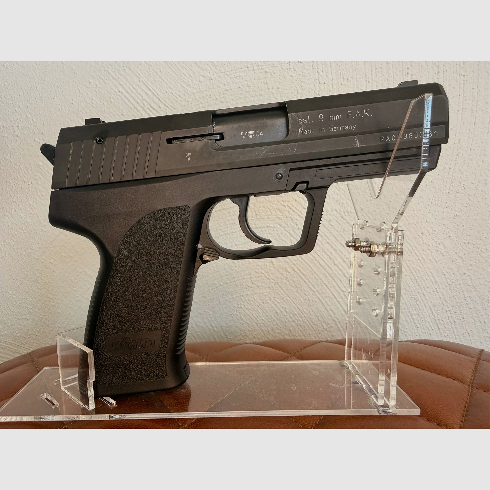 Röhm RG 96 blank firing pistol blued