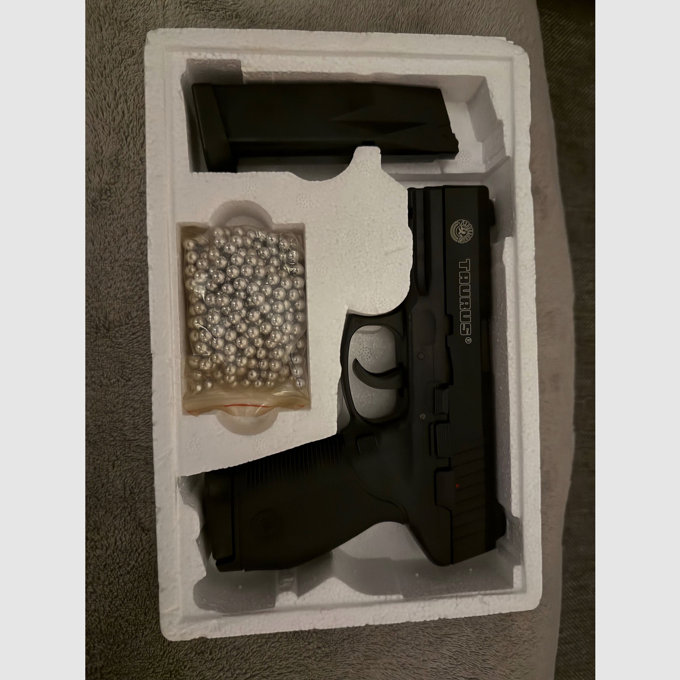 Taurus PT 24/7 | 0,5j | 580g | 6mm BB