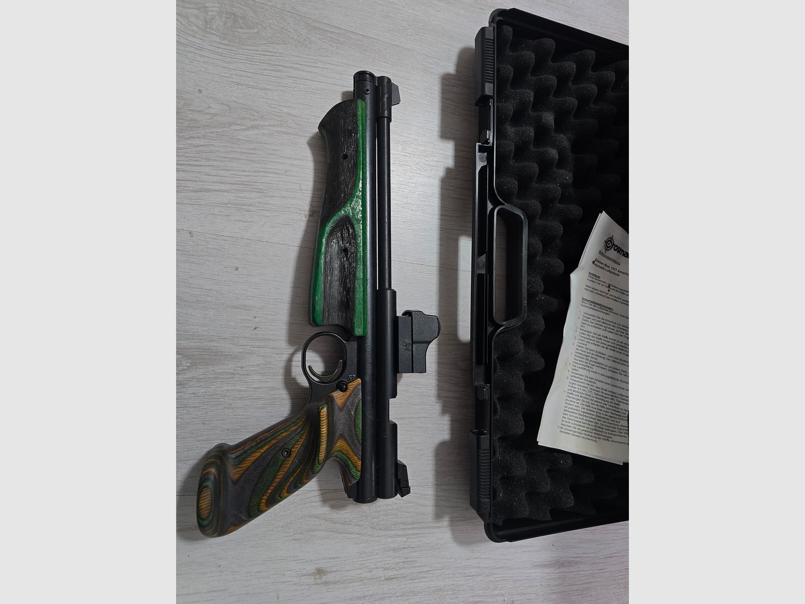 SAMMLERSTÜCK CROSSMAN 1377, VECTOR ROTER PUNKT UND KOFFER! !